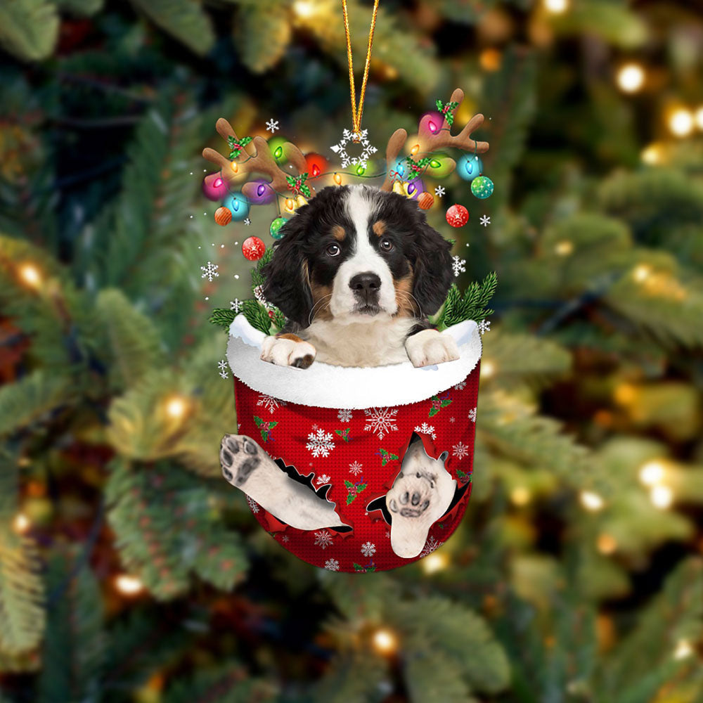 Bernese Mountain Dog In Snow Pocket Christmas Ornament Flat Acrylic Dog Ornament OO2309