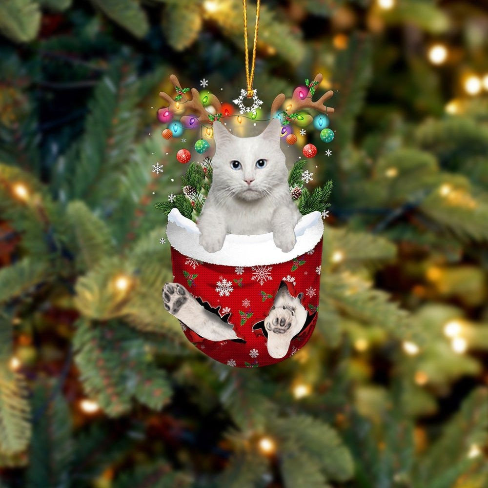 Funny Turkish Angora Cat In Snow Pocket Christmas Ornament Flat Acrylic Cat Ornament OO3832