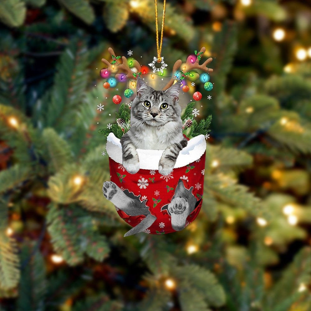 Grey Cat In Snow Pocket Christmas Ornament Flat Acrylic Cat Ornaments OO3807