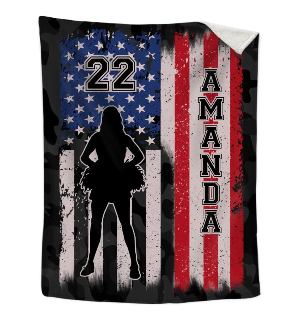 Cheerleader Blanket, Personalized Name Cheerleading Blanket, End of Season Present, Cheer Team Gift, Cheerleader Gift BD0080