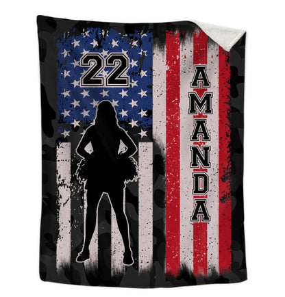 Cheerleader Blanket, Personalized Name Cheerleading Blanket, End of Season Present, Cheer Team Gift, Cheerleader Gift BD0080
