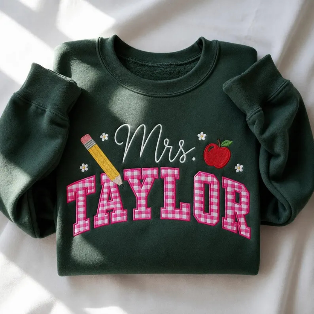 Personalized Mrs Teacher Gingham Embroidered Sweatshirt, Custom Name Teacher Sweatshirts 2D0884