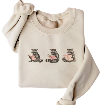 Funny Raccoon Reading Book Sweatshirt, Bookworm Raccoon Lover Sweatshirt 2D0099
