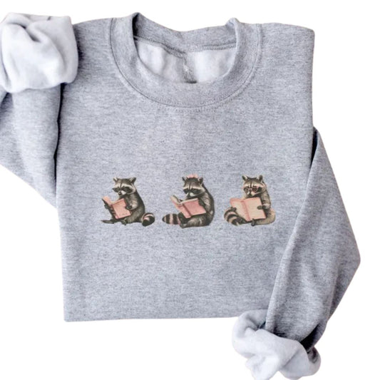 Funny Raccoon Reading Book Sweatshirt, Bookworm Raccoon Lover Sweatshirt 2D0099