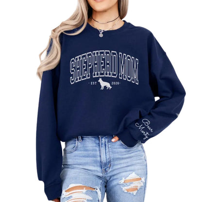 Personalized Shepherd Mom Sweatshirt With Dog Name, Custom Dog Lover Sweatshirt For Mom 2D0876