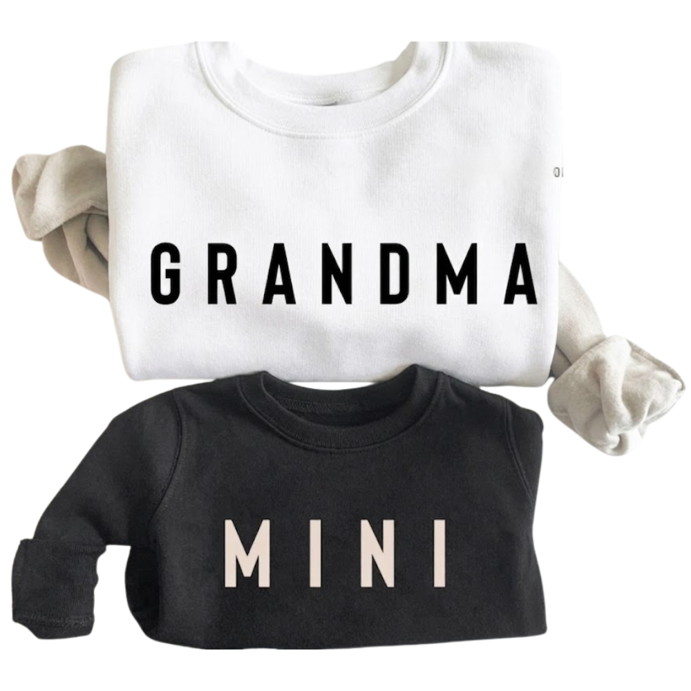 Grandma And Mini Matching Sweatshirt, Grandma And Grandkids Sweatshirts ET1434