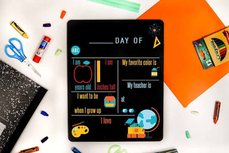 First Day of School Sign, Last Day of School Sign, Back to School Chalkboard, Kindergarten Sign, Personalized Sign, Dry Erase Board BSS0001